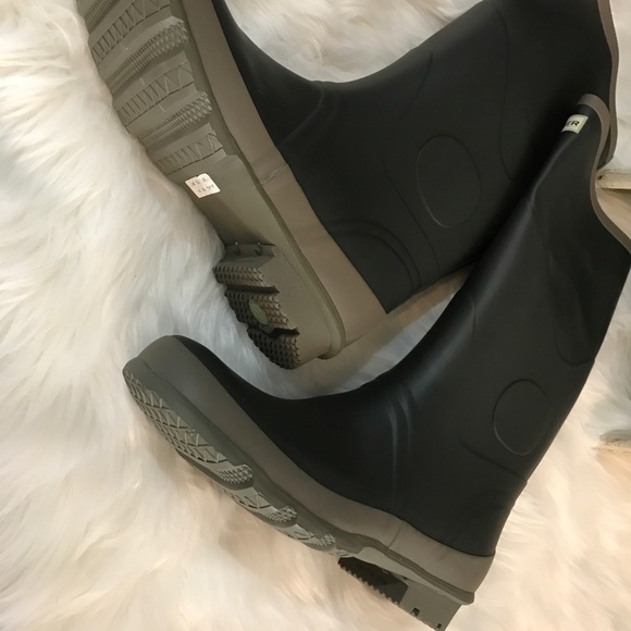 NEW Hunter Boots - Picture 5 of 8